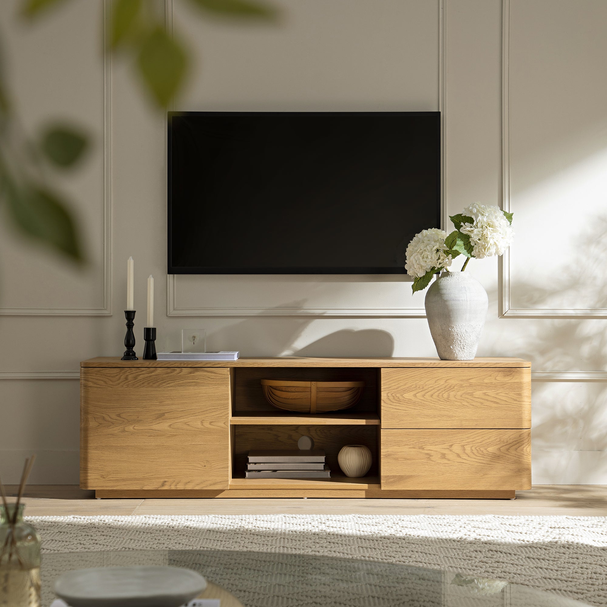 Agnes Curved Edge 150cm Wide TV Unit, Natural