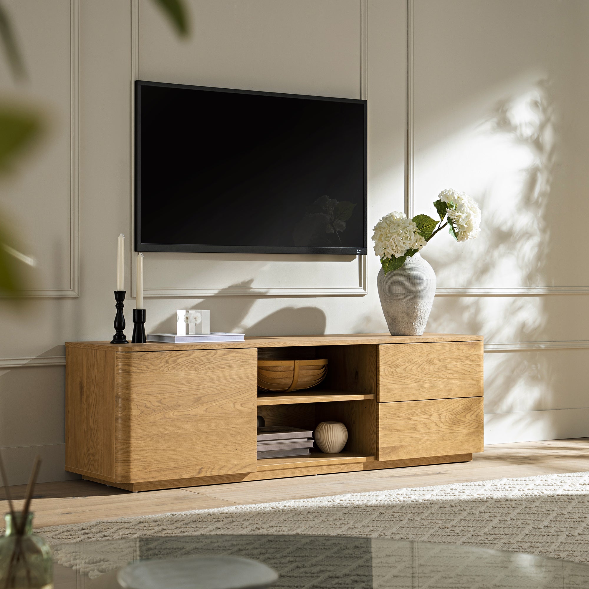 Agnes Curved Edge 150cm Wide TV Unit, Natural