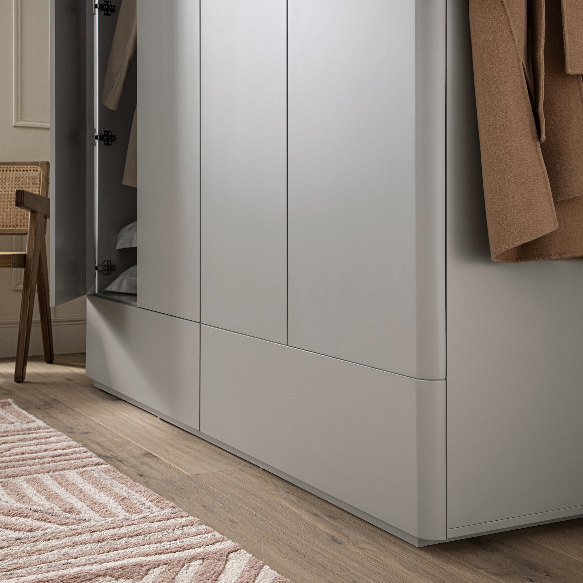 Agnes Curved Edge 4-Door Wardrobe, Dove Grey with Oak Top