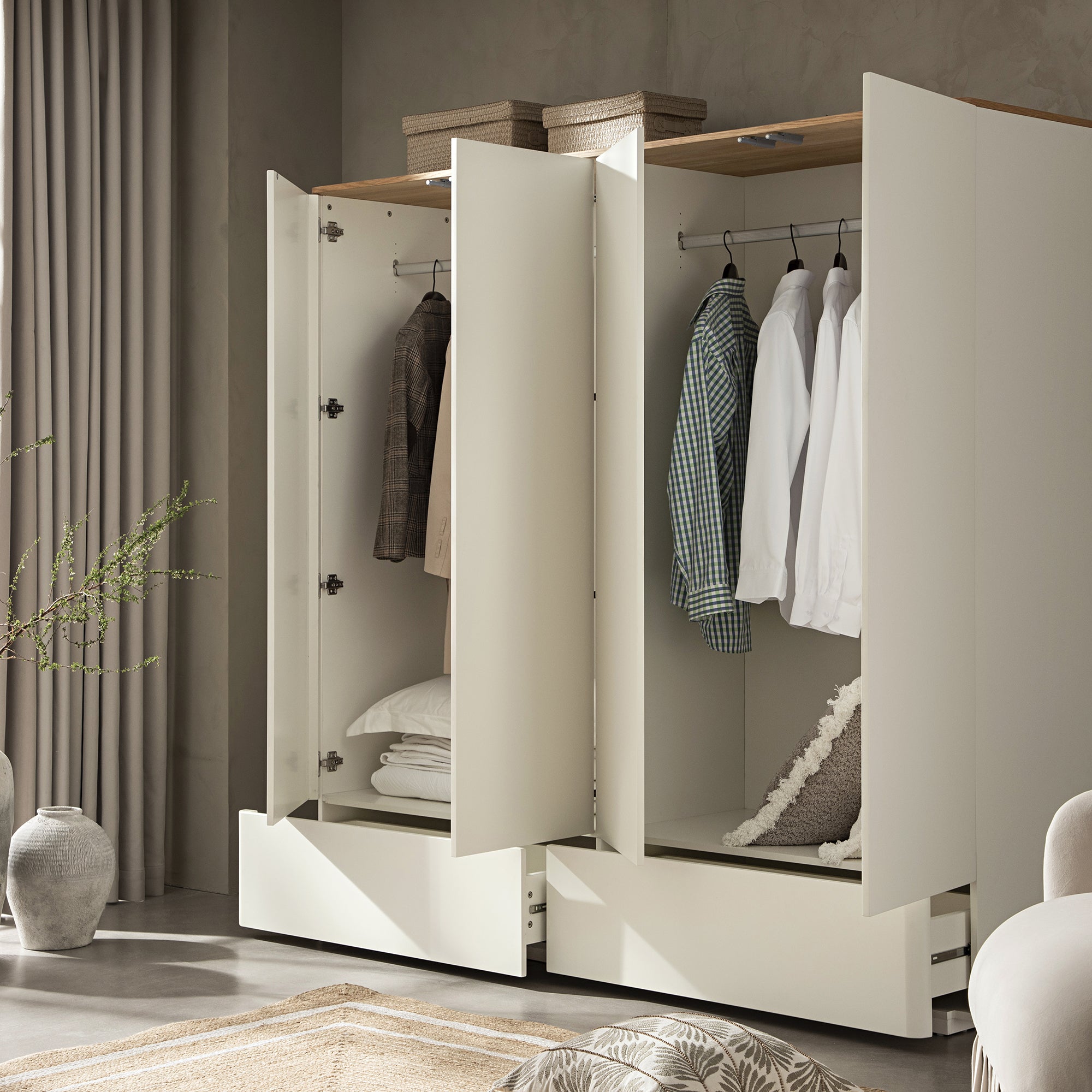 Agnes Curved Edge 4-Door Wardrobe, Off White with Oak Top