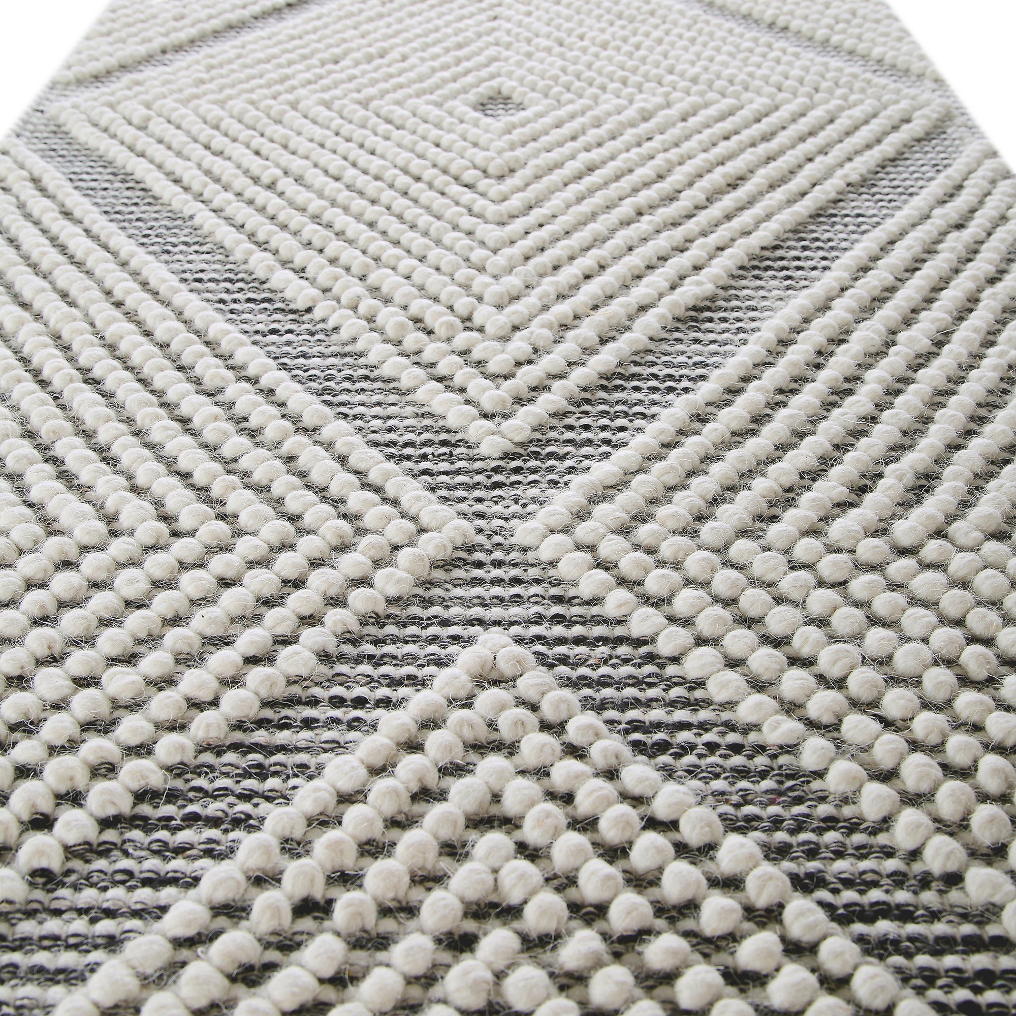 Avanti Hand Woven Salt and Pepper Diamond Bobble Wool Runner