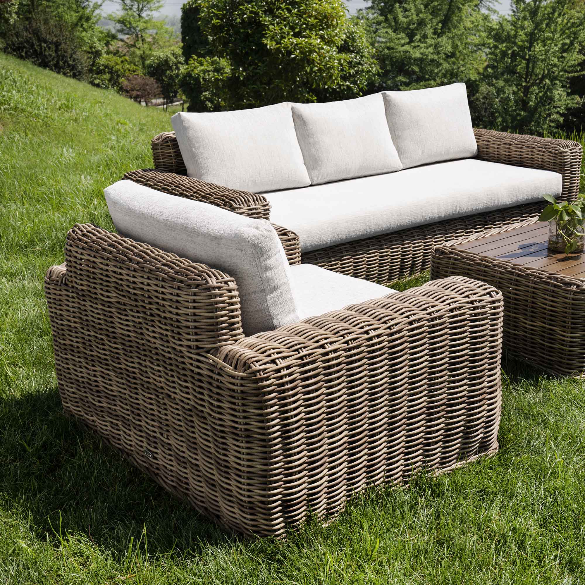 Bellagio Round Wicker Sofa Set with Coffee Table, Natural