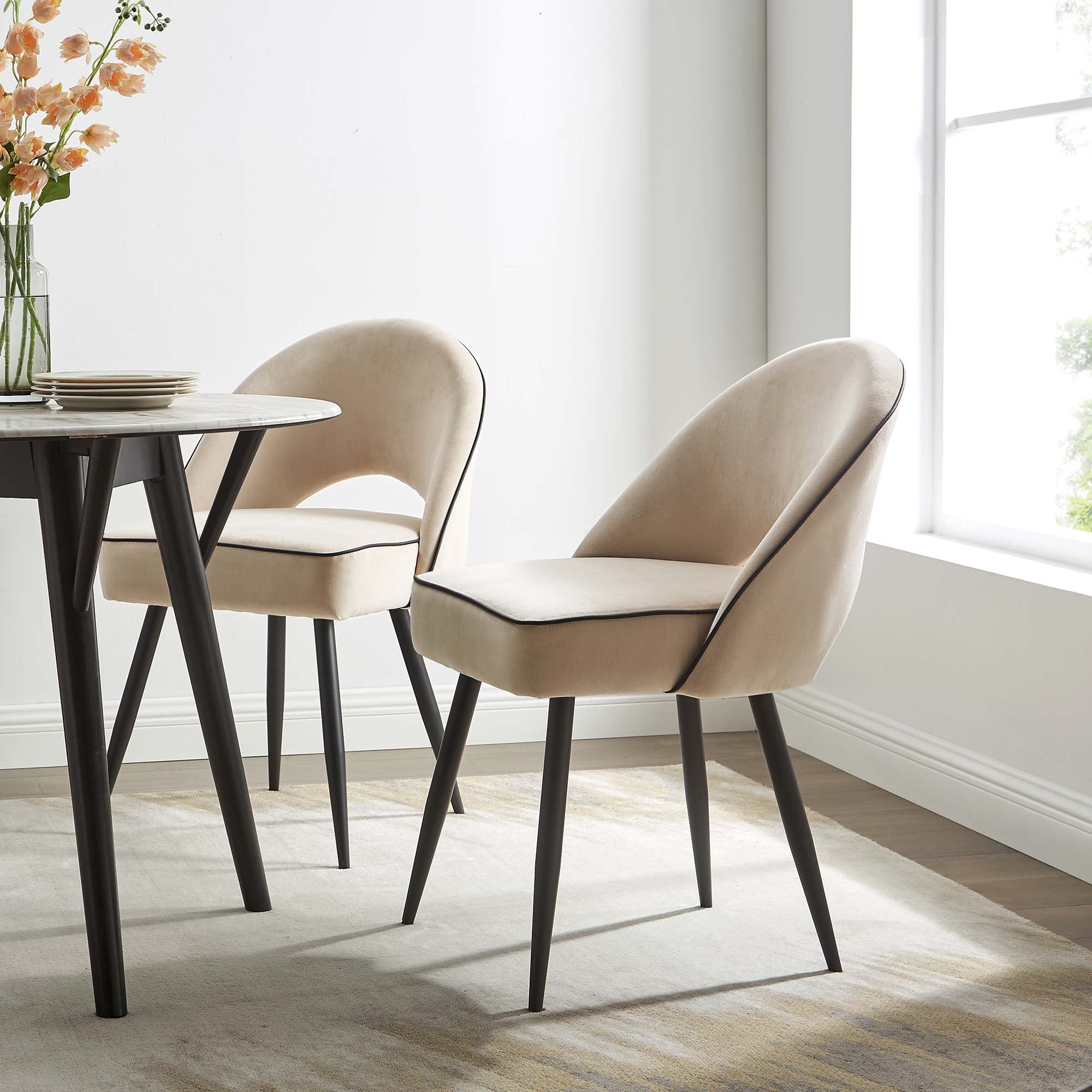 How to choose upholstery for dining chairs